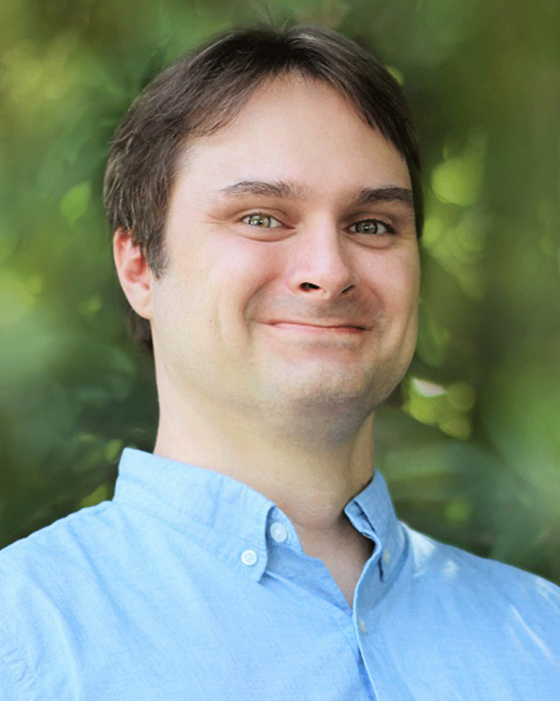 Headshot of Gabriel Clark-Leach